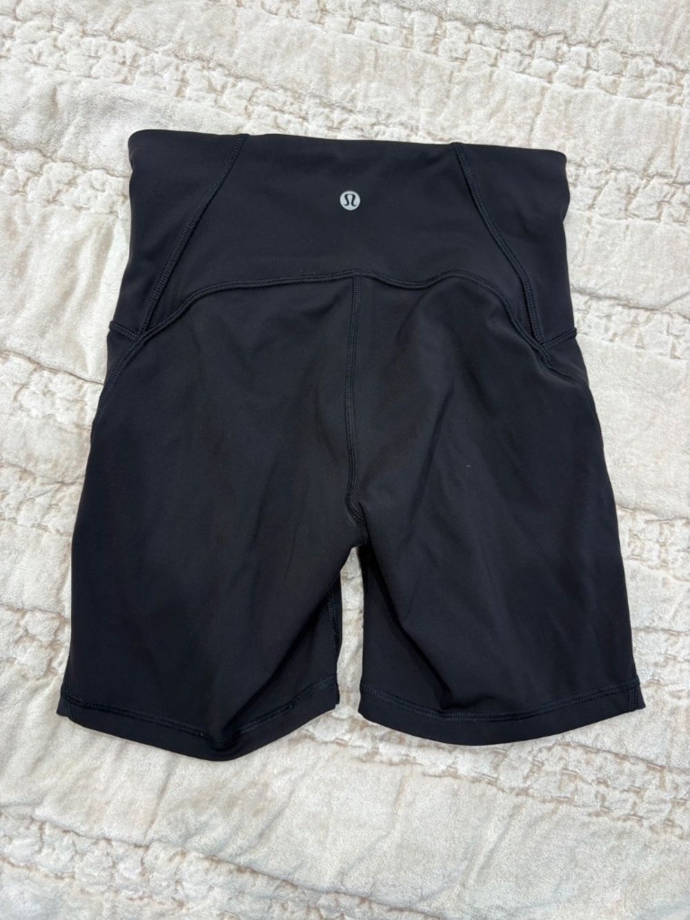 Lululemon Fast and Free High Rise Biker Short 8"